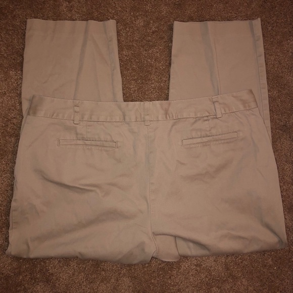 Van Heusen cropped pants stretch womans size 18 khaki​ - Picture 2 of 5